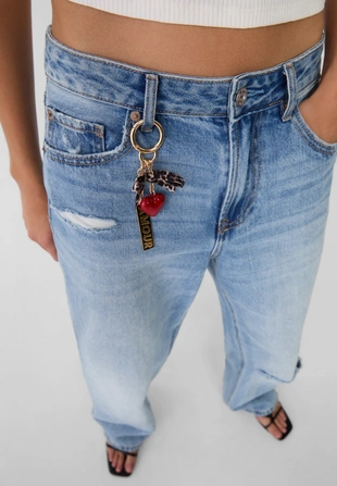 Брелок в форме сердца и бантика- Заказать в России