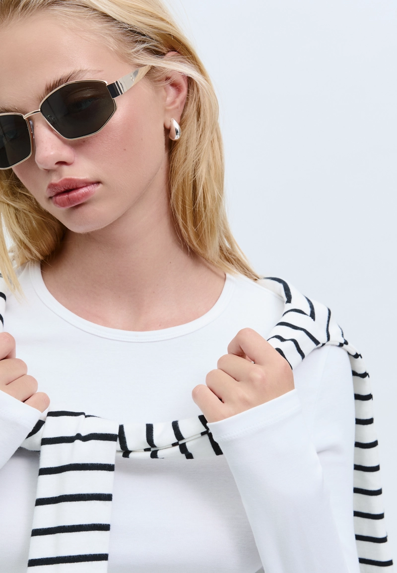 Базовая хлопковая футболка с длинными рукавами