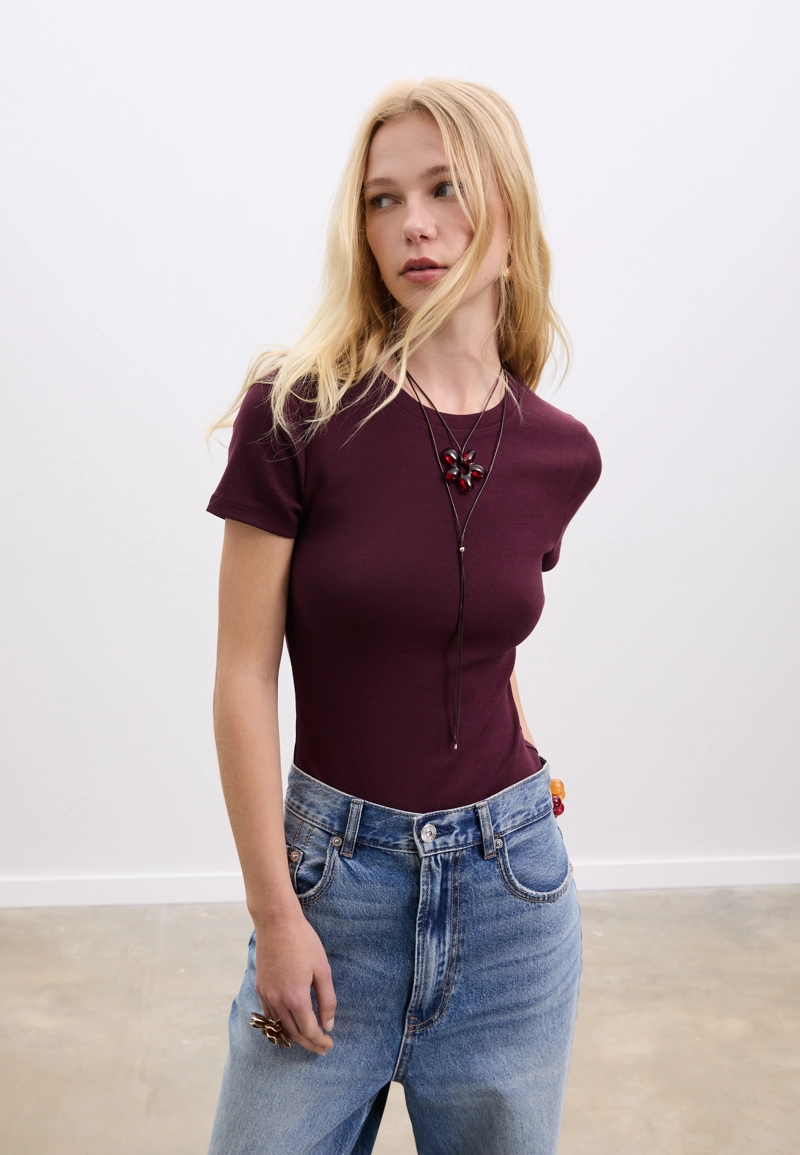 Базовый боди с круглым вырезом