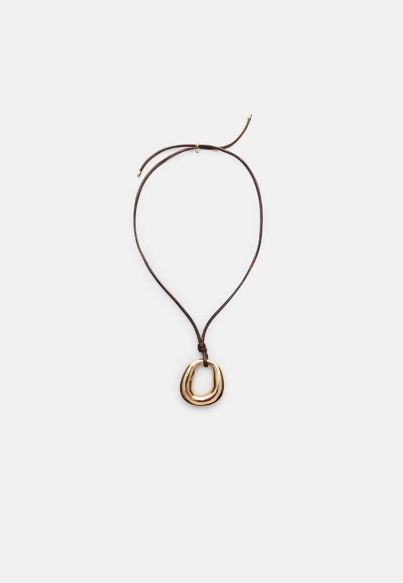 Ожерелье-шнурок с подвеской