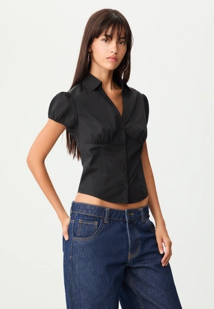 Приталенная рубашка с короткими рукавами- Заказать в России