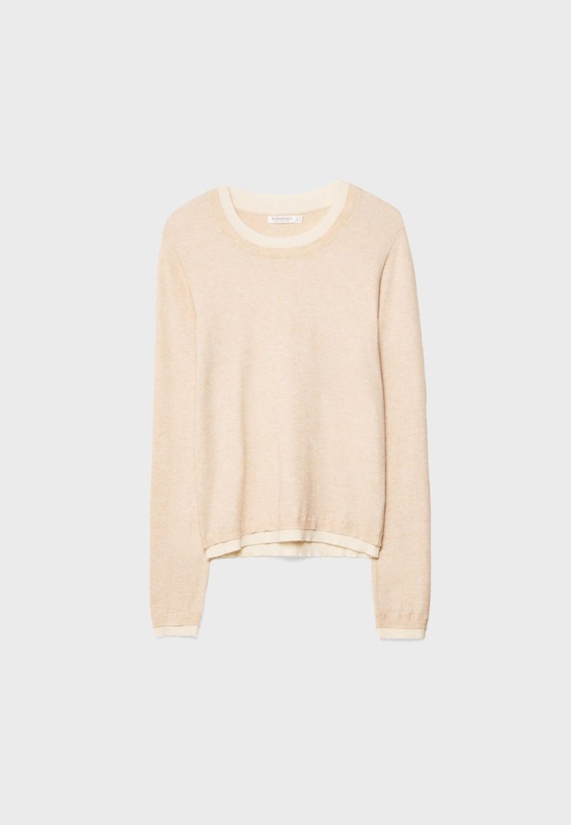 Джемпер трикотажный с ярким контрастом