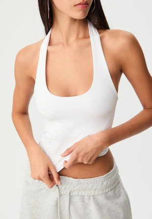 Футболка с горловиной халтер- Заказать в России