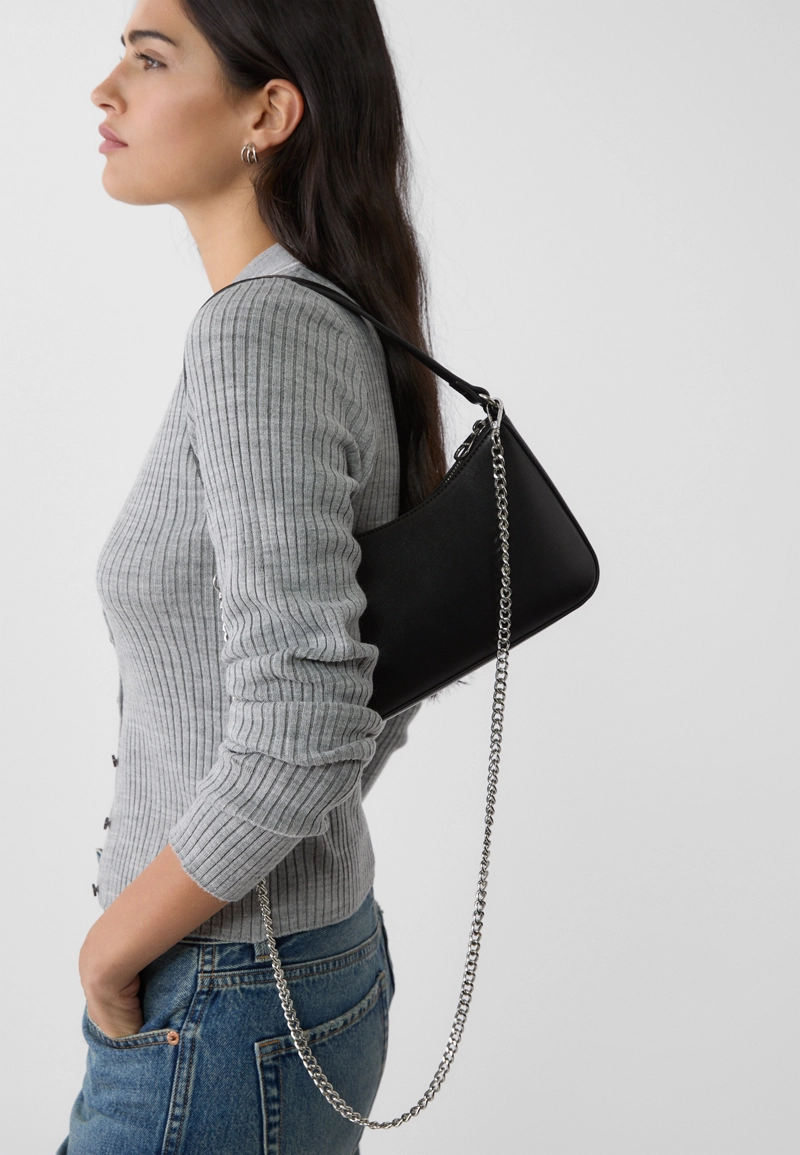 Сумка на плечо с цепочкой
