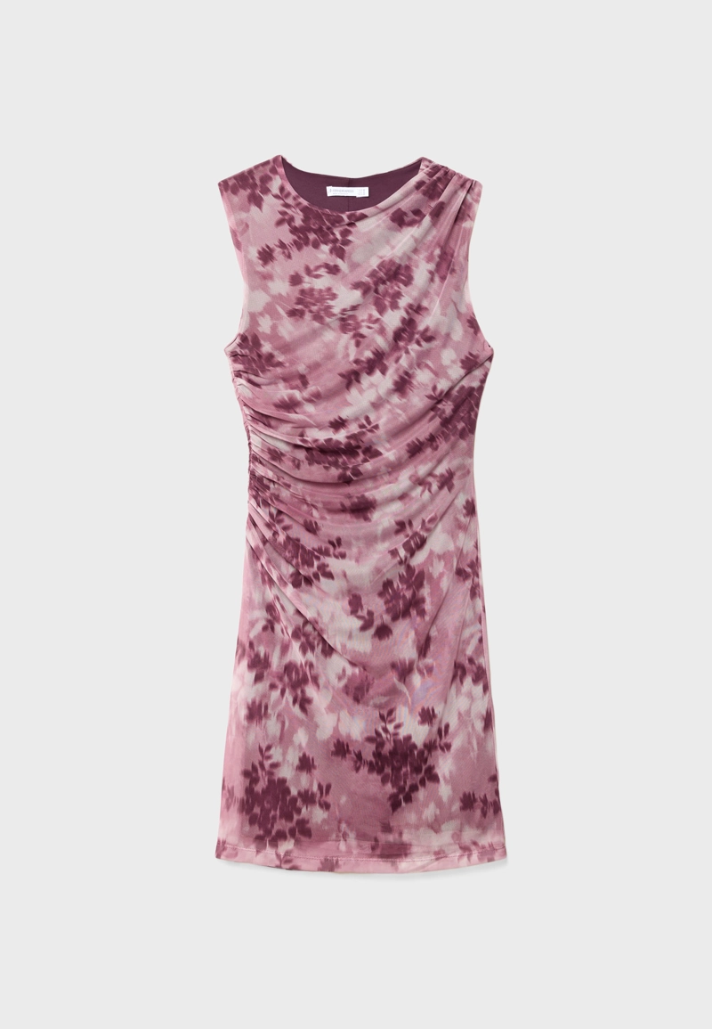 Короткое платье из полупрозрачной ткани с принтом