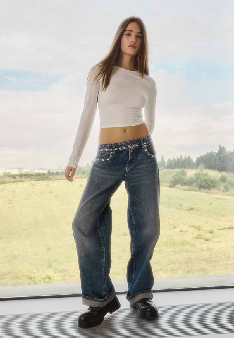 Лонгслив из полиамида с длинными рукавами