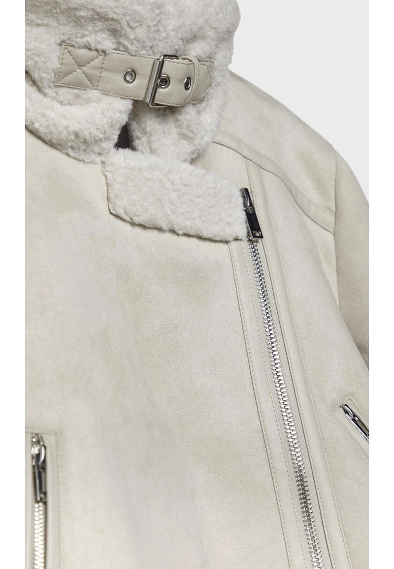 Двусторонняя байкерская куртка под замшу