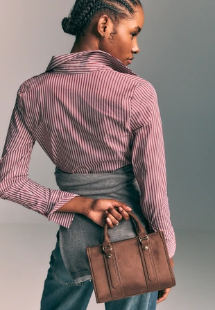 Жесткая сумка-тоут- Заказать в России