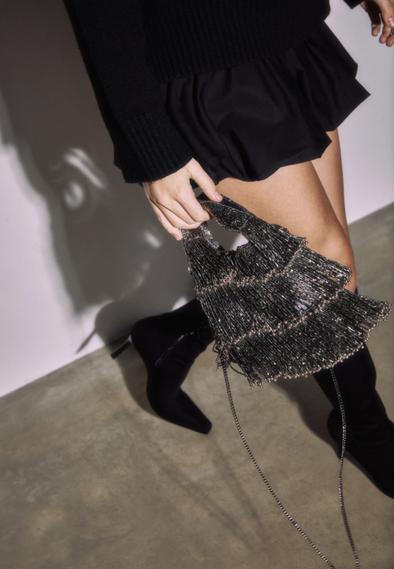 Сумка с бахромой и бусинами