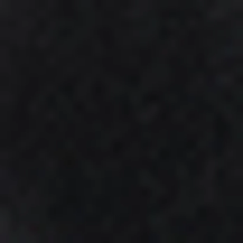 Кепка из искусственной кожи