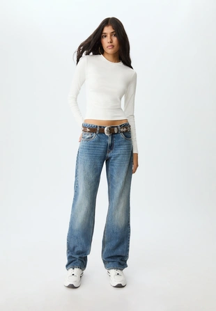 Базовая футболка с круглым вырезом- Заказать в России