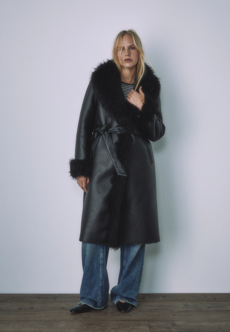 Длинное пальто с деталями из искусственного меха