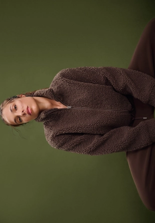 Куртка на молнии под искусственную овчину- Заказать в России