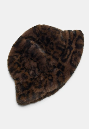 Шапка с леопардовым принтом и искусственным мехом- Заказать в России