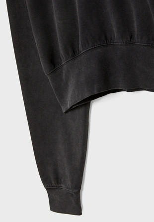 Толстовка с высоким воротником и эффектом потертости- Заказать в России