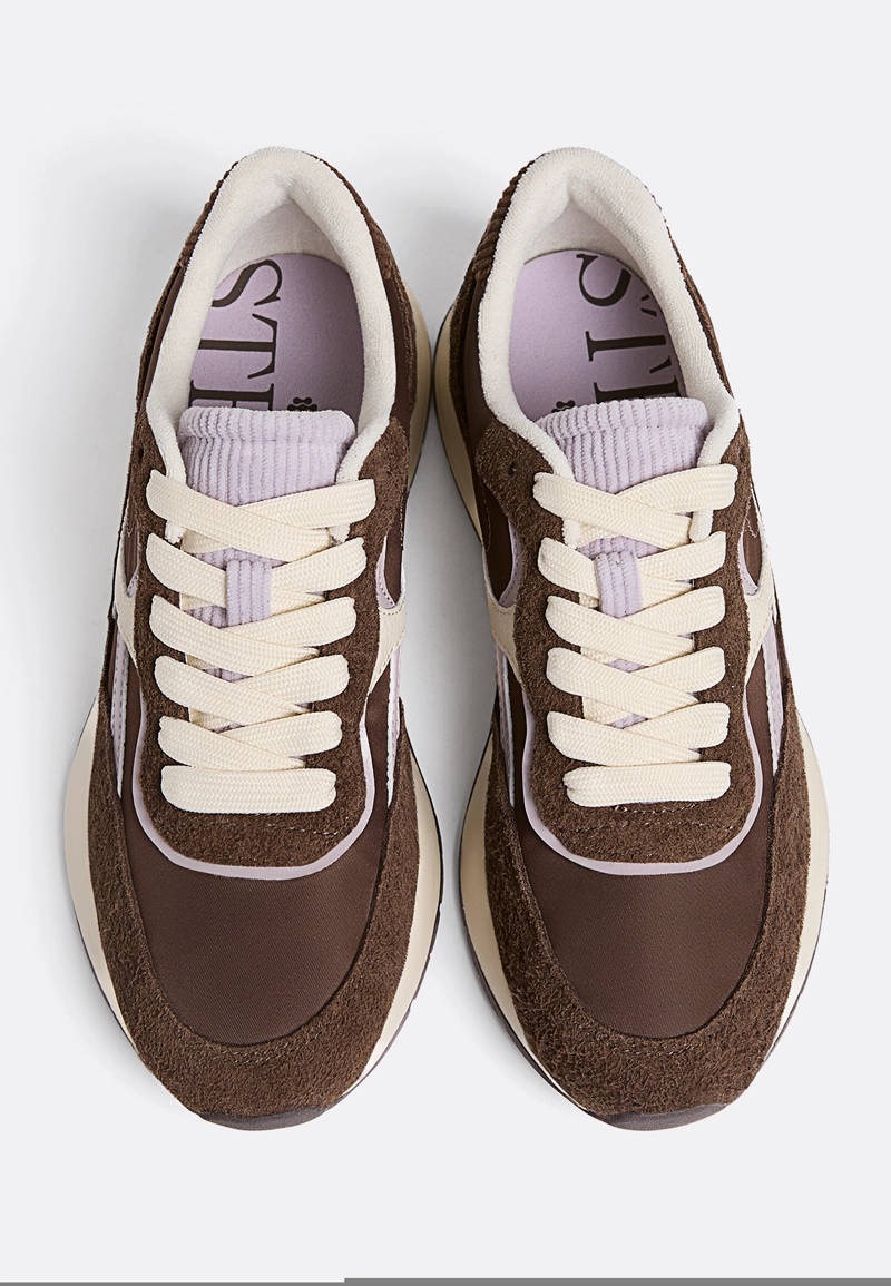 Ретро-кроссовки