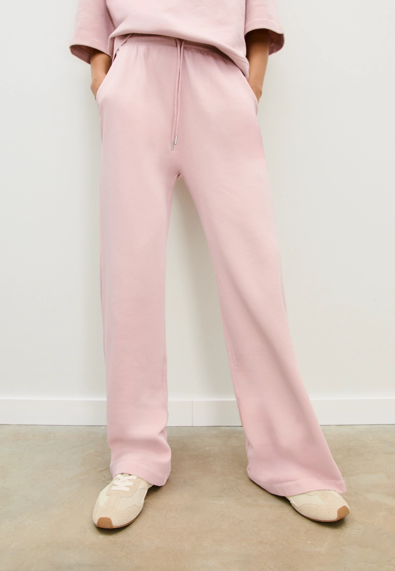 Прямые брюки-джоггеры с эффектом стирки