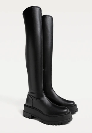 Черные сапоги XL на плоской рифленой подошве- Заказать в России