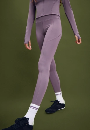 Легинсы укороченные с вырезами- Заказать в России