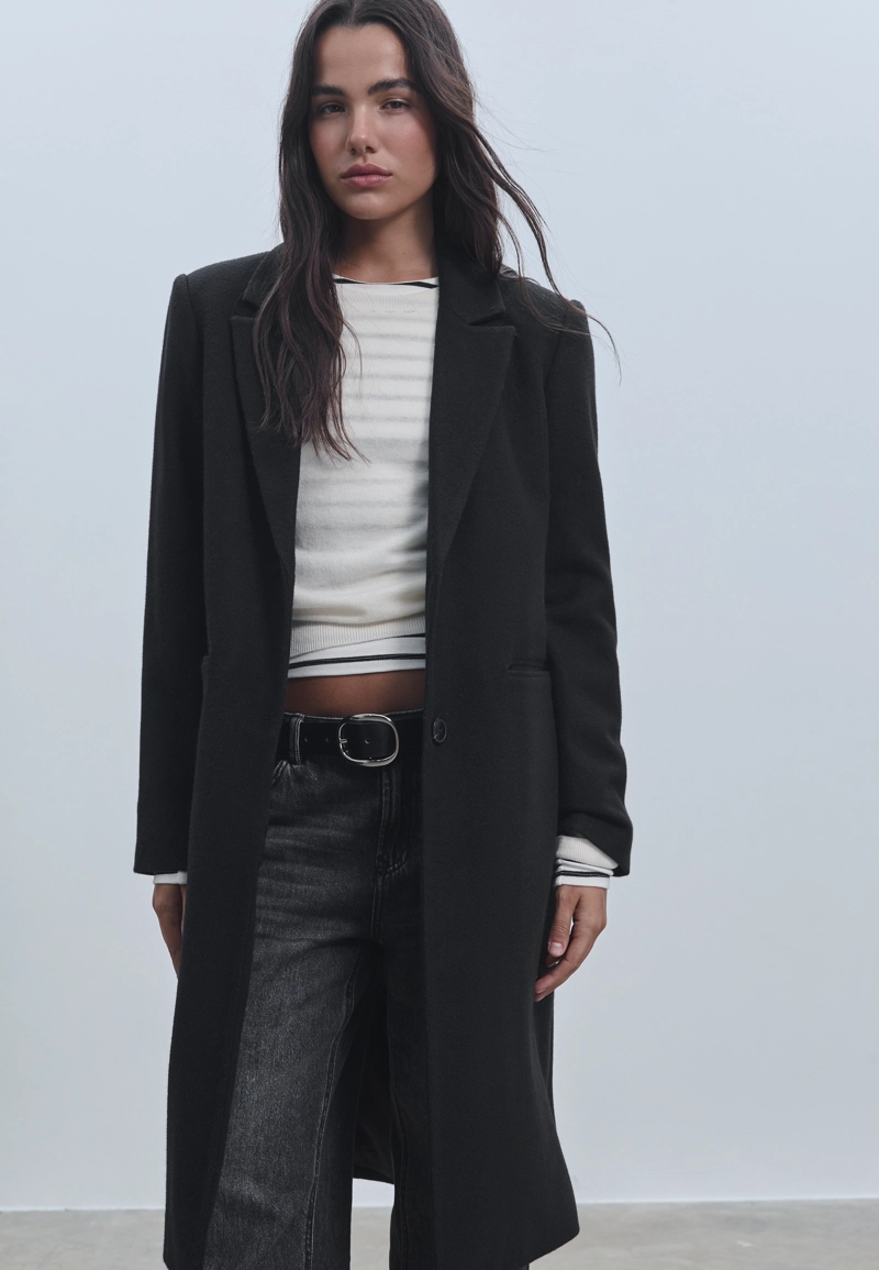 Длинное прямое пальто