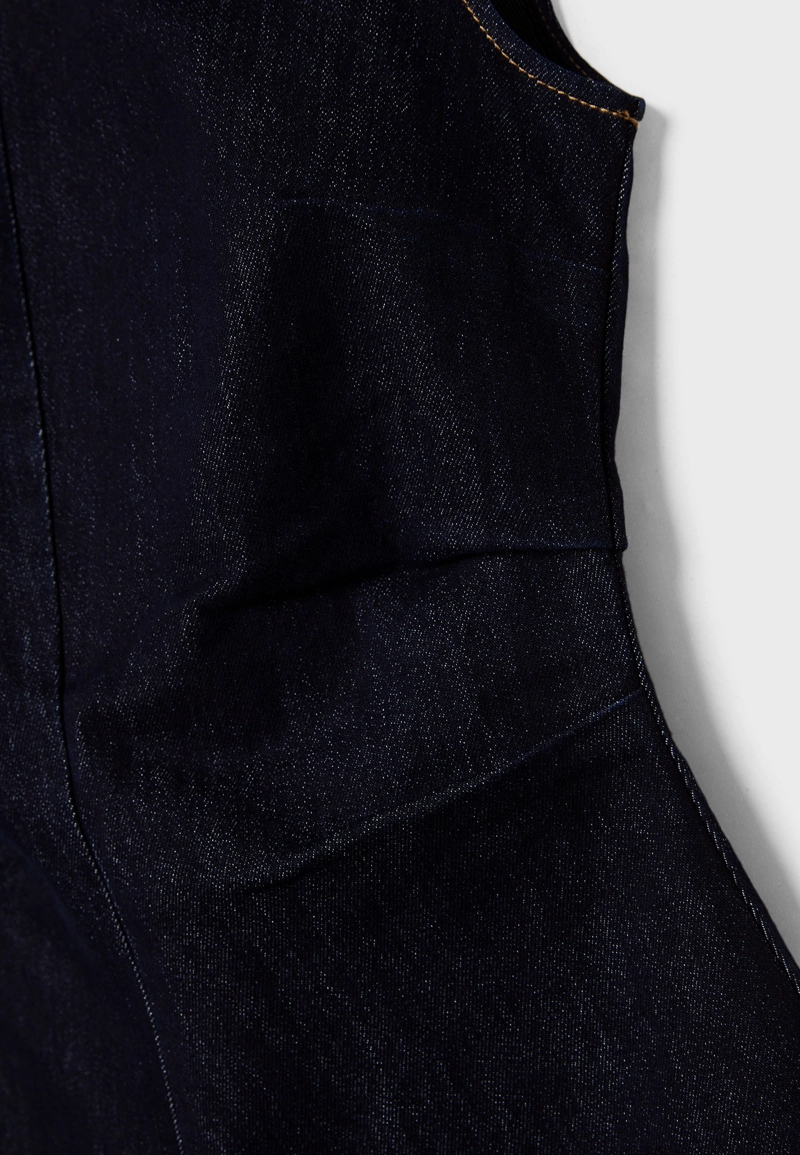 Короткое джинсовое платье