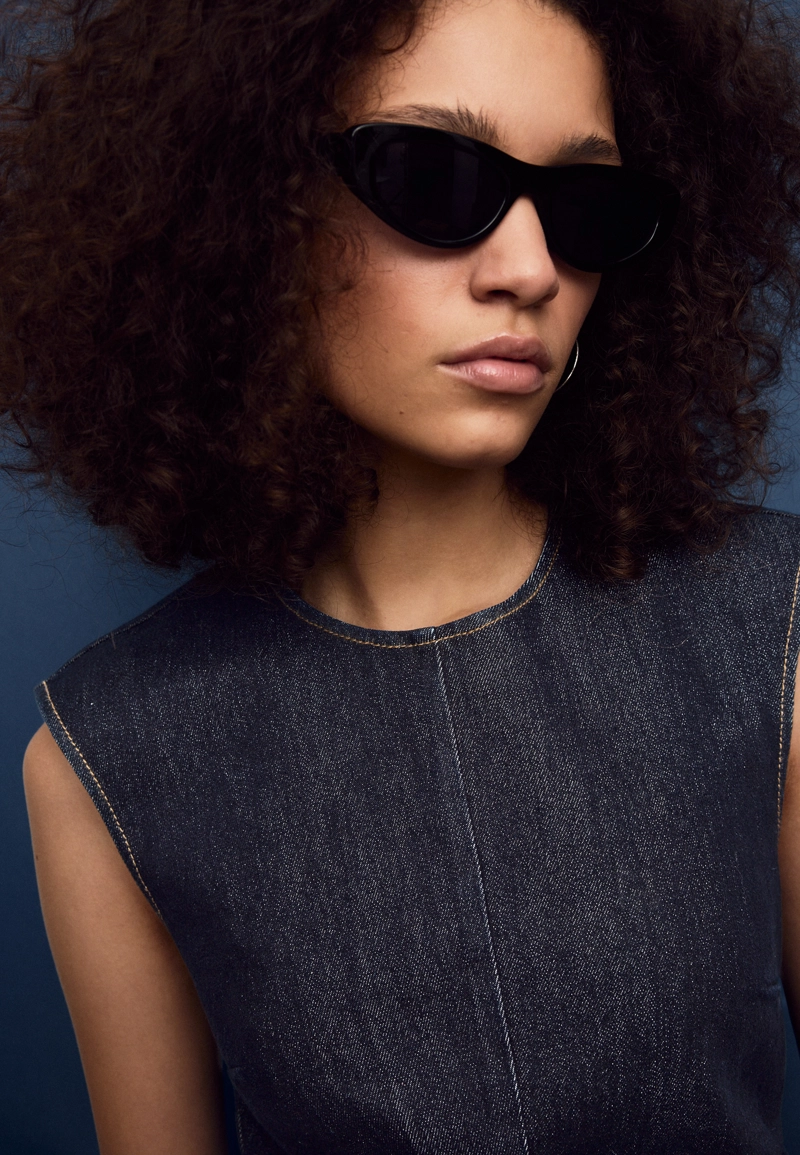 Короткое джинсовое платье