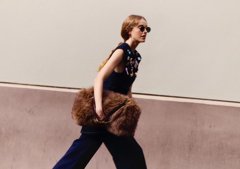 Короткое джинсовое платье