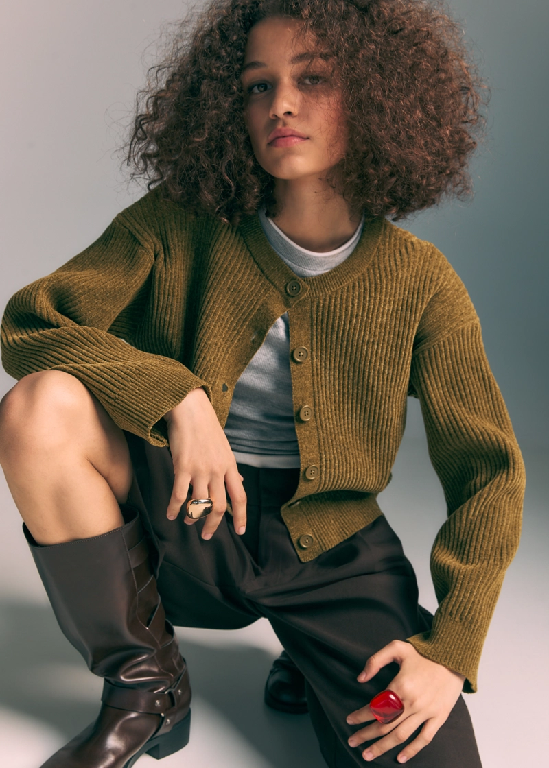 Трикотажный жакет на пуговицах