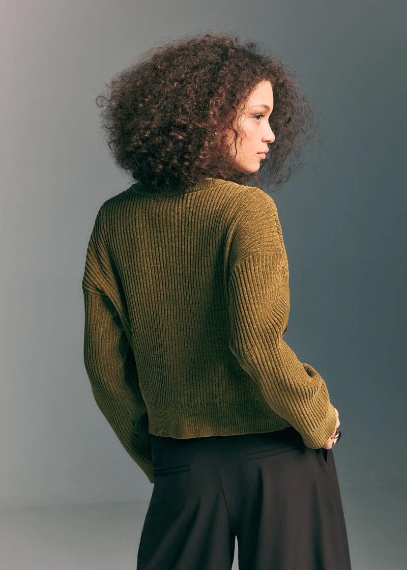 Трикотажный жакет на пуговицах