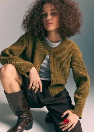 Трикотажный жакет на пуговицах- Заказать в России