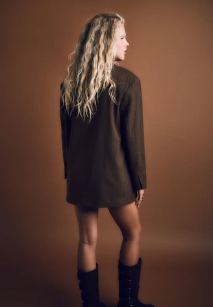 Объемный пиджак в полоску- Заказать в России