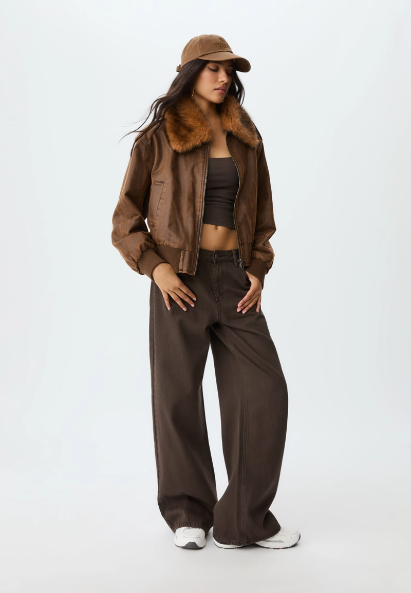 Укороченная комбинированная куртка из искусственного меха