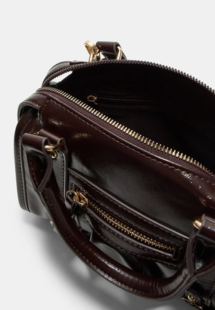 Сумка-боулинг с плечевым ремнем из искусственной кожи- Заказать в России