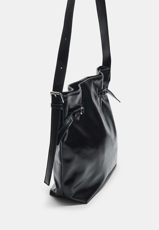 Наплечная сумка с пряжками- Заказать в России