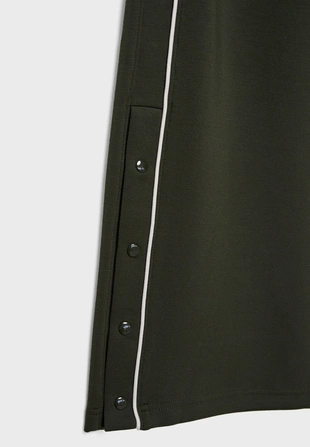 Мягкие брюки-джоггеры на пуговицах- Заказать в России