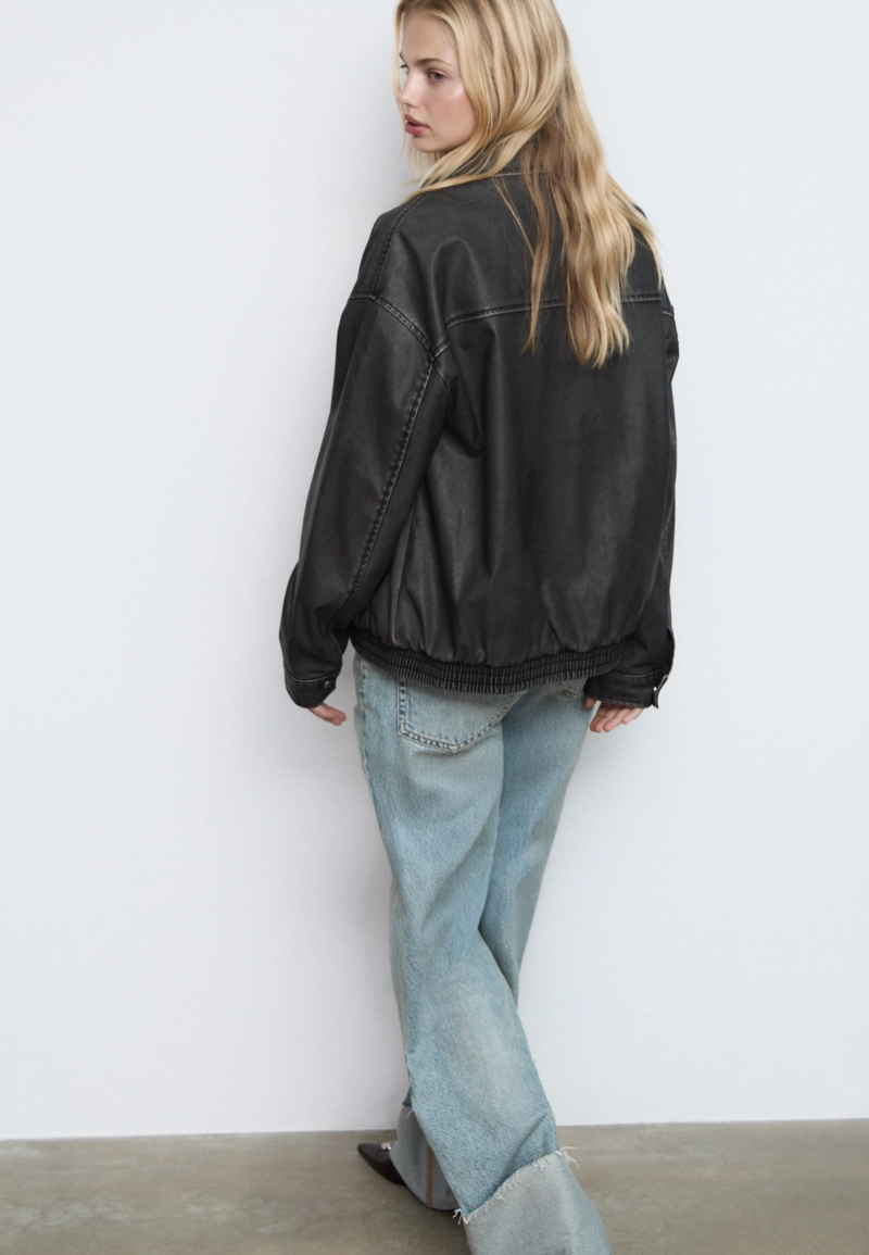 Куртка оверсайз из искусственной кожи