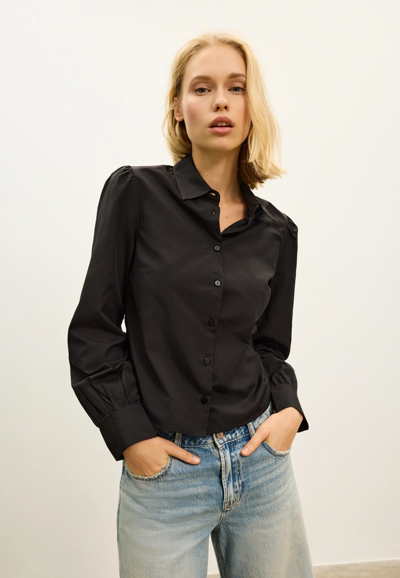 Базовая рубашка из поплина с рукавами-буфами