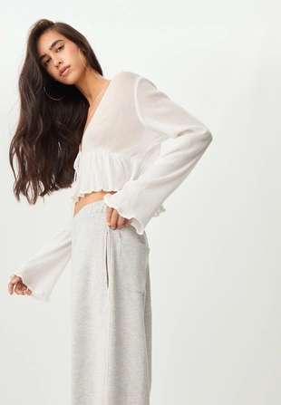 Блузка с оборками и завязками- Заказать в России