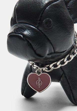 DOG CHARM KEYRING WITH A LEATHER EFFECT- Заказать в России