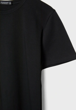 Базовая футболка REGULAR из мягкой ткани- Заказать в России