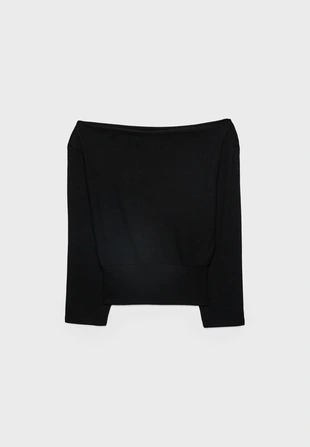 Трикотажная футболка с вырезом-лодочкой и поясом- Заказать в России