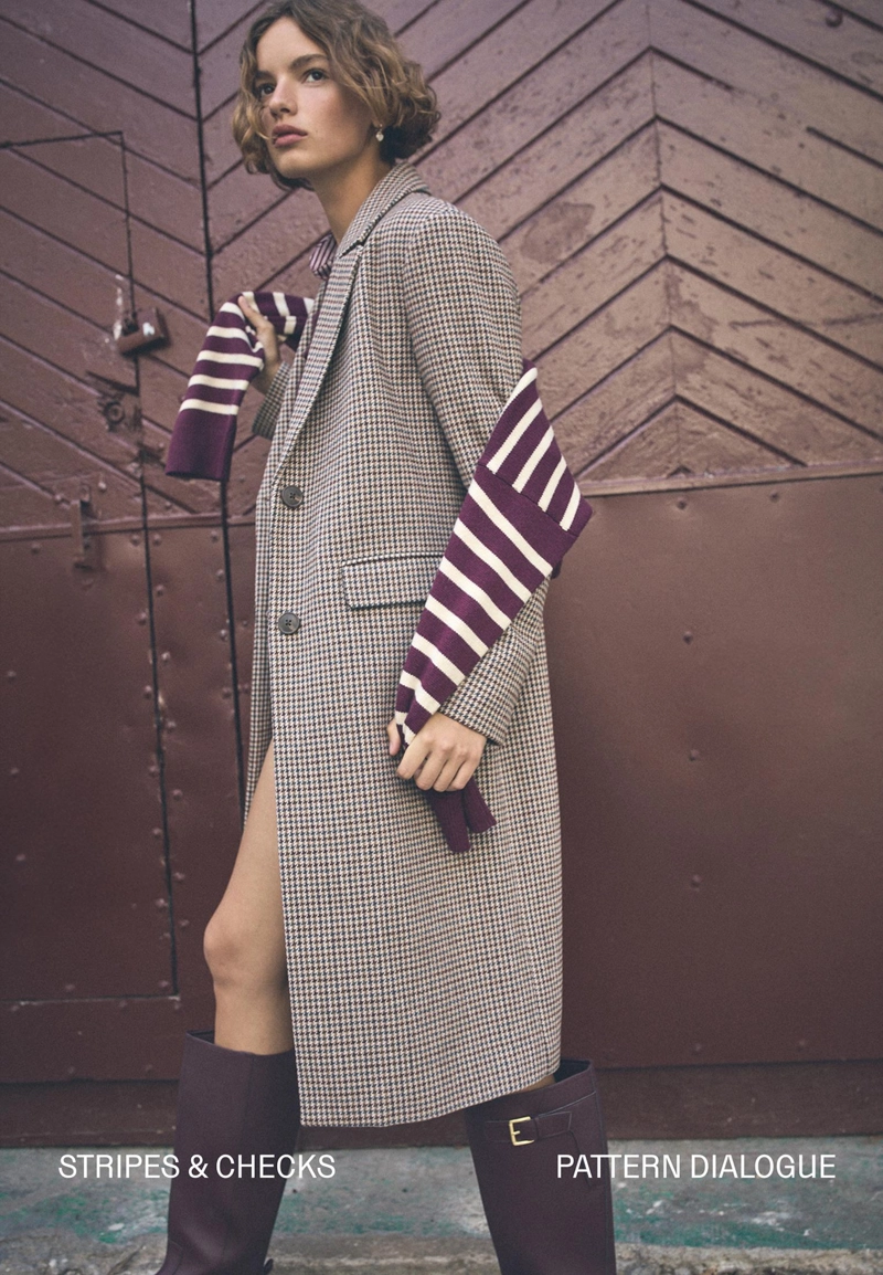 Длинное прямое пальто с принтом