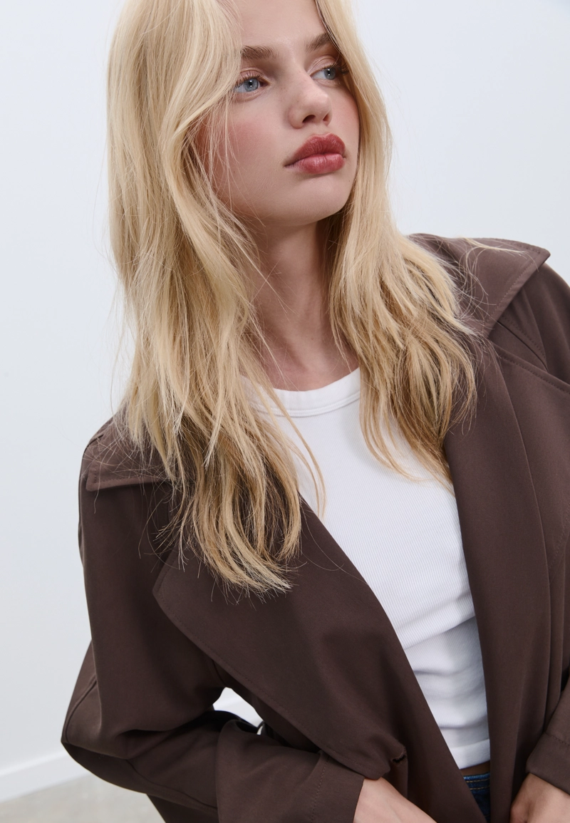 Длинный струящийся тренч оверсайз