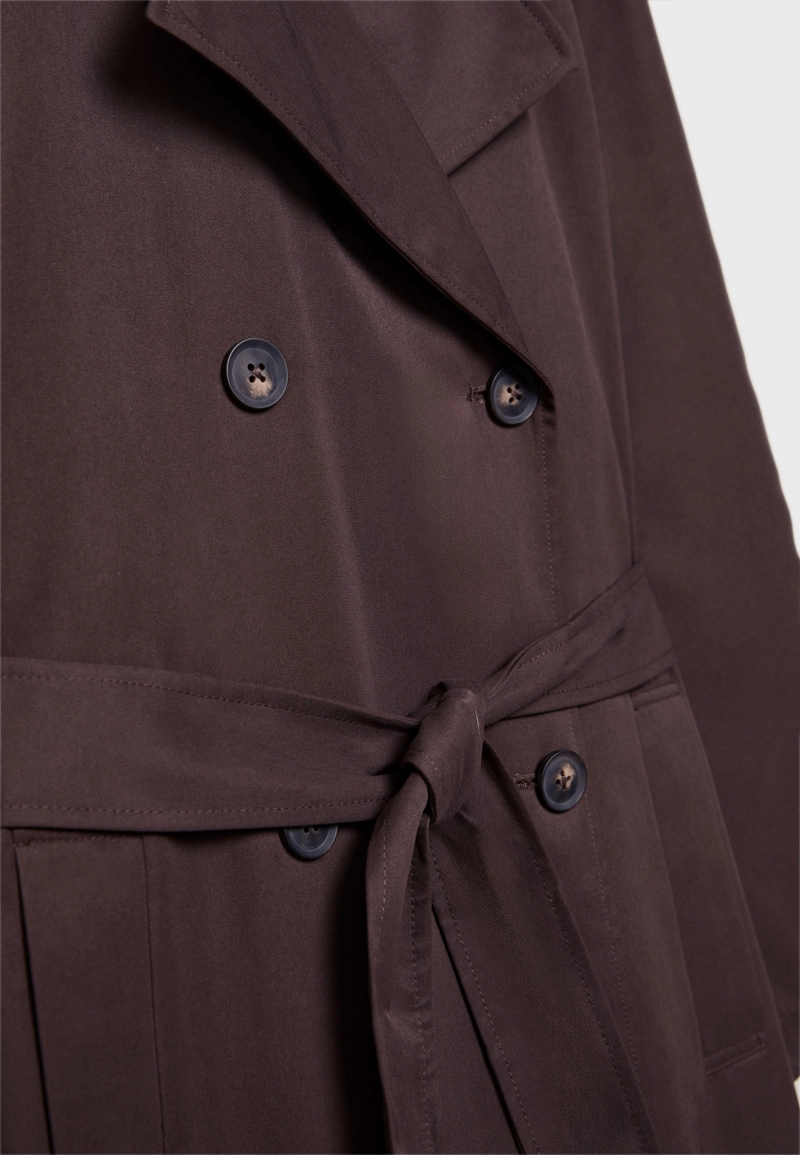 Длинный струящийся тренч оверсайз