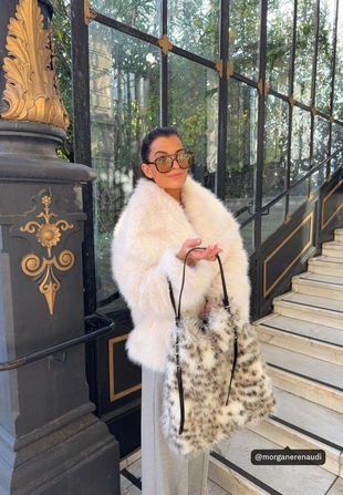 Укороченная куртка из искусственного меха- Заказать в России