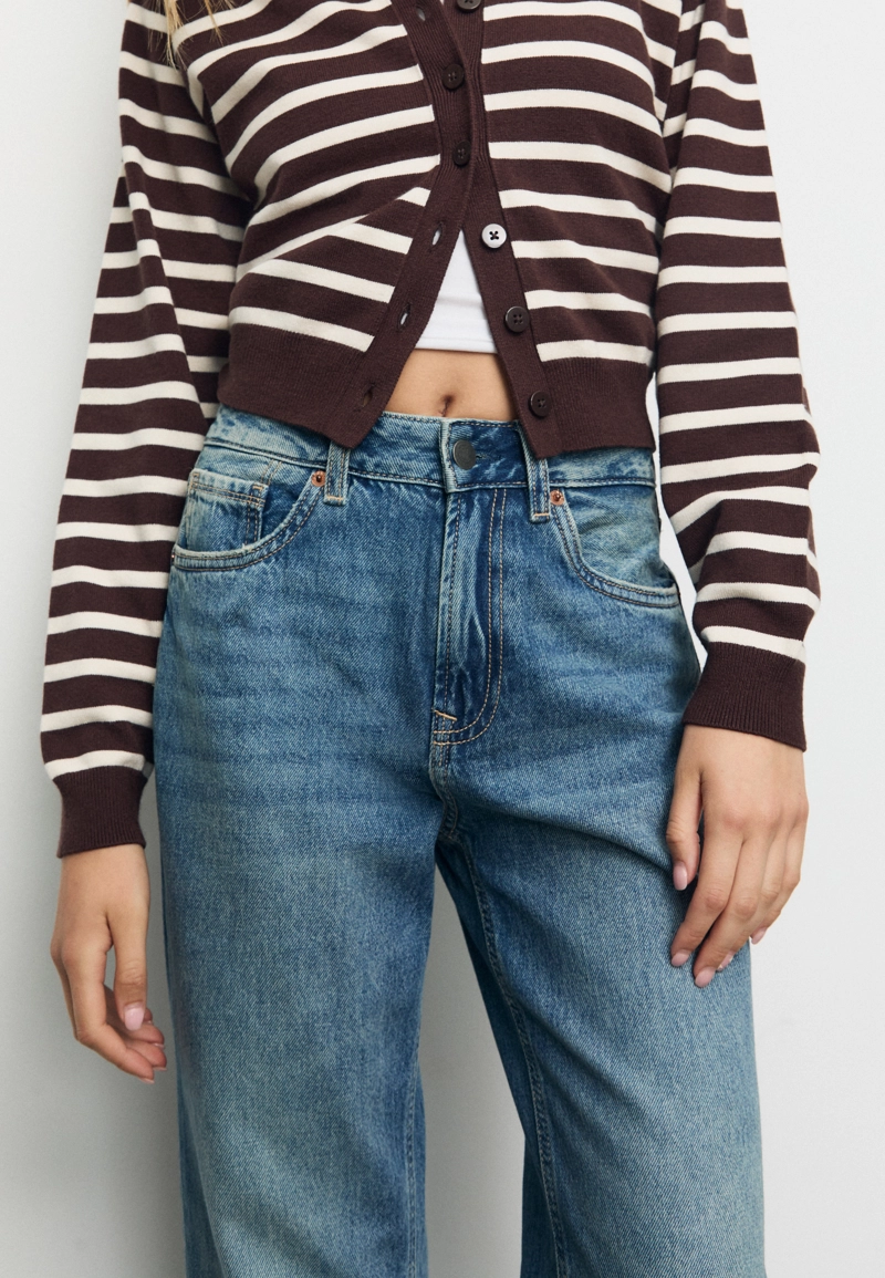 Джинсы прямого кроя