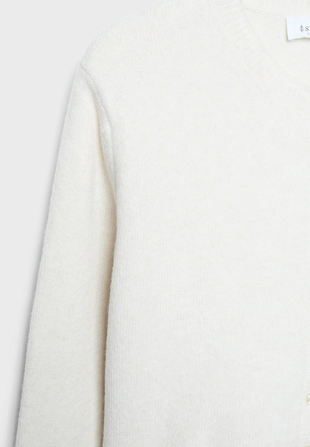 Вязаный кардиган с пуговицами из мягкой ткани- Заказать в России