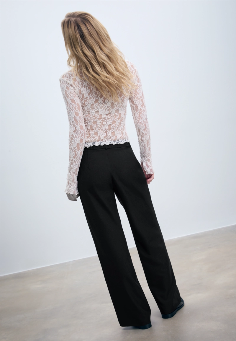 Прямые классические брюки