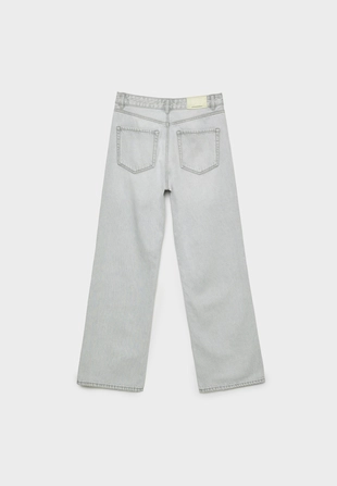 Джинсы прямого кроя- Заказать в России