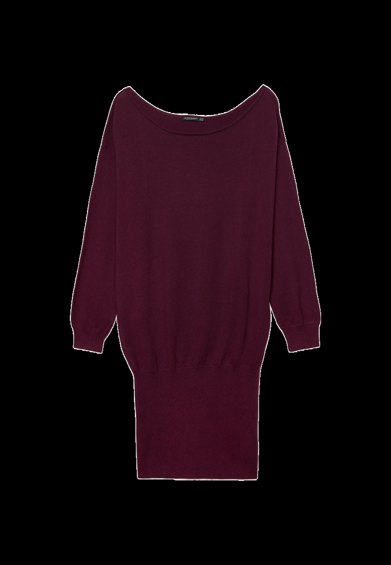 Короткое трикотажное платье с вырезом «лодочка»